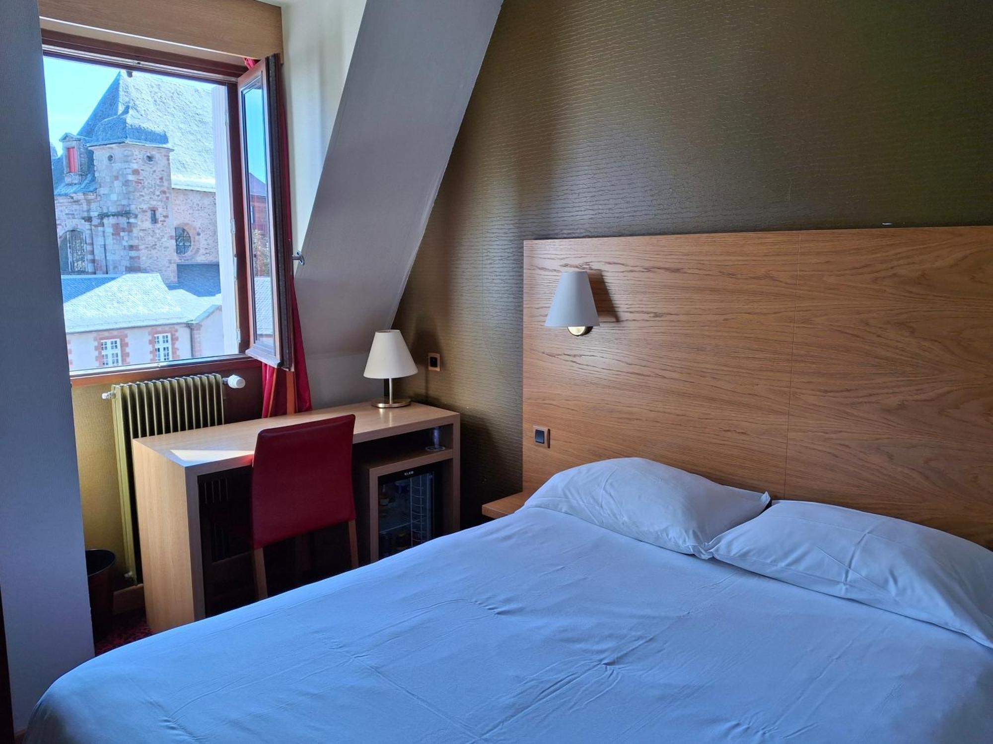 Hotel Tour Maje Rodez Exterior photo